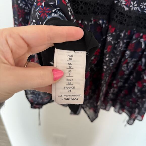 Nicholas Ditsy Floral Mini Dress Size 6 - Picture 2 of 4